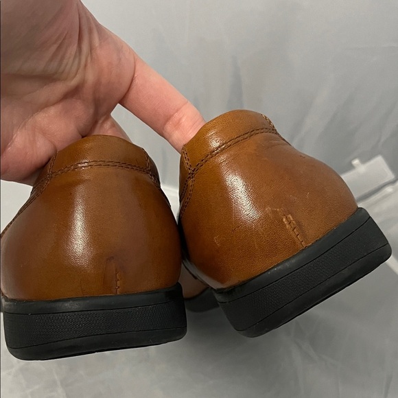 Asher Green Classic Camel Brown Genuine Leather Slip On Loafers - Size 10 main image 6